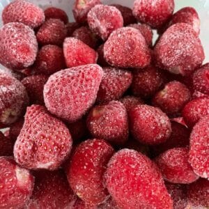 Rokkedysse frosne jordbær 1,5 kg, afhentning 11. dec. på Rokkedyssegaard (kl. 10-17)